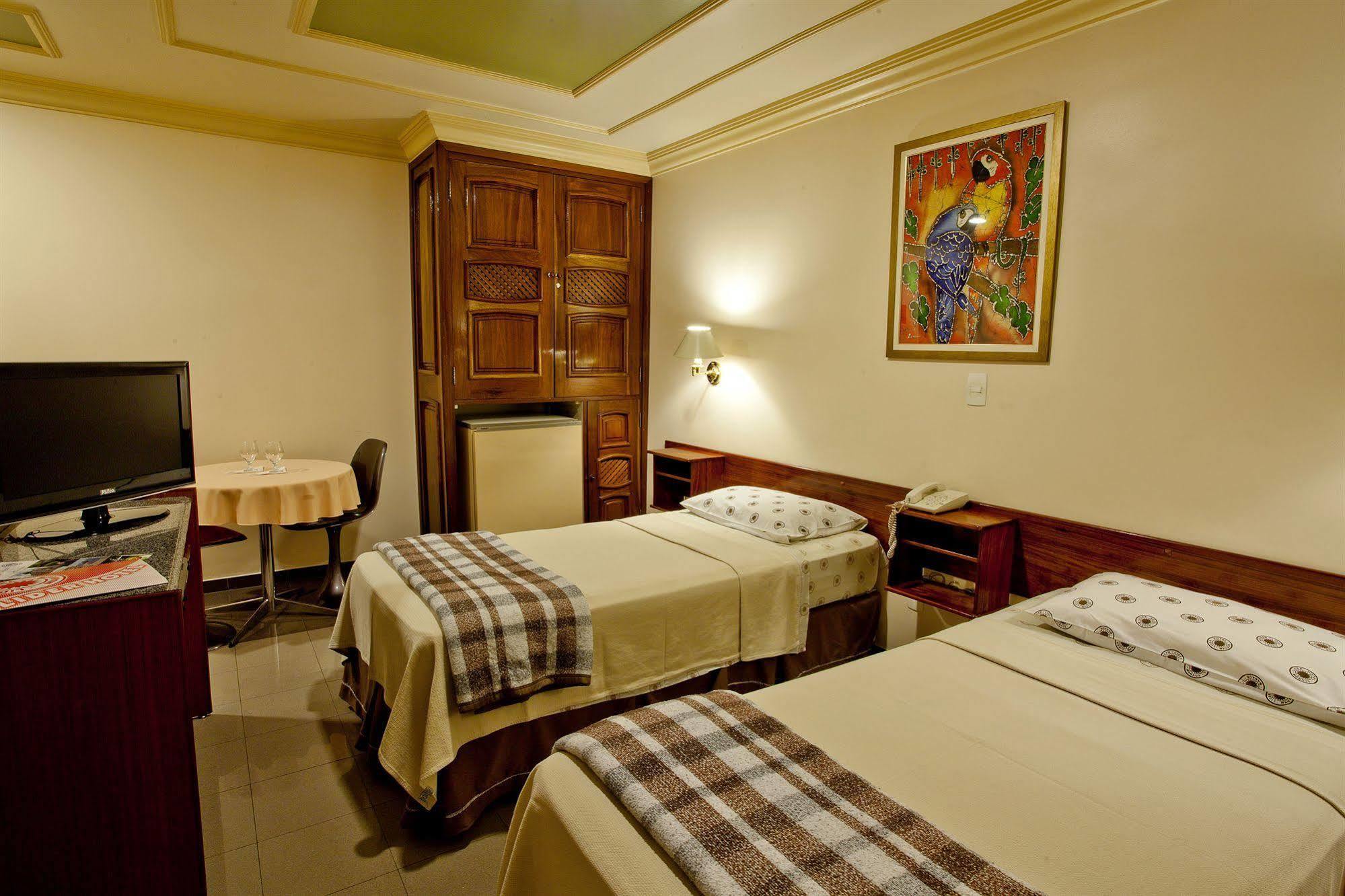Lider Hotel Манаус Екстериор снимка